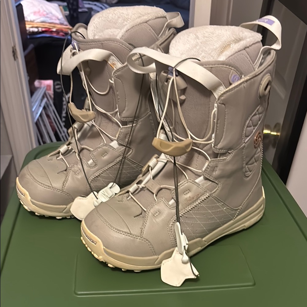 Salomon Kalitan Women's Gray Snowboarding Boots